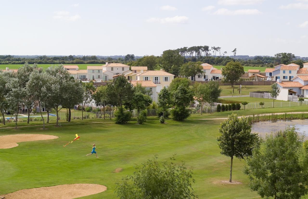Madame Vacances Les Maisons De Fontenelles L'Aiguillon-sur-Vie ภายนอก รูปภาพ